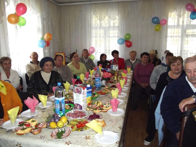 1 жовтня в Олександрівці вітали ветеранів 