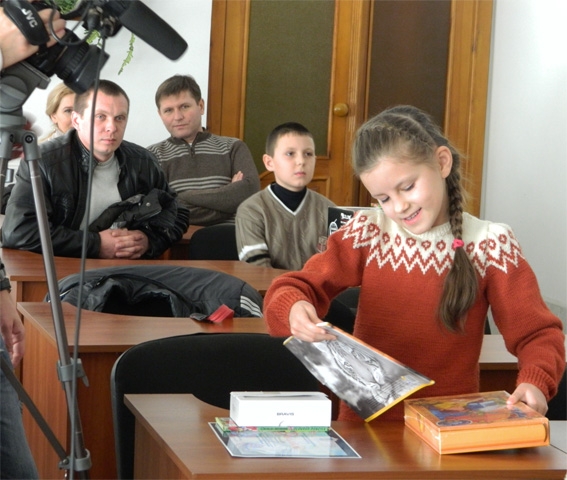 Начальник Нацполіції Кіровоградщини нагородив переможців обласного конкурсу дитячих малюнків