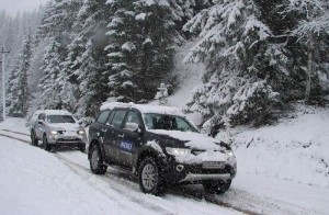 Правоохоронці нагадують про особливості водіння взимку