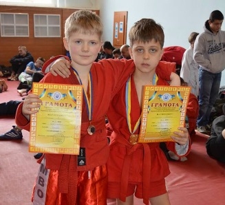 Самбісти Кіровоградщини вдало виступили на Відкритому чемпіонаті Черкаської області