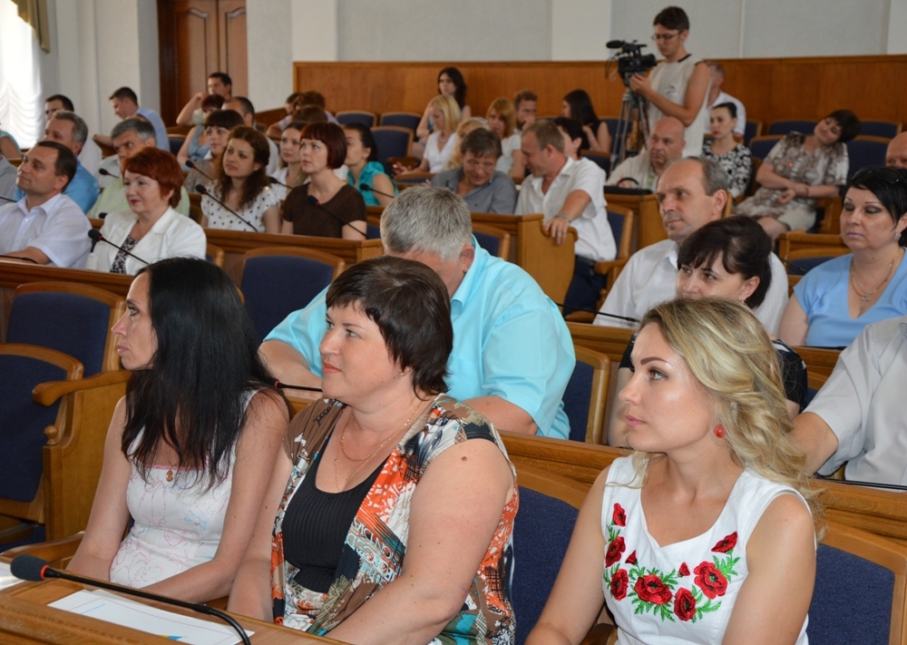 Сергій Кузьменко привітав державних службовців області з професійним святом