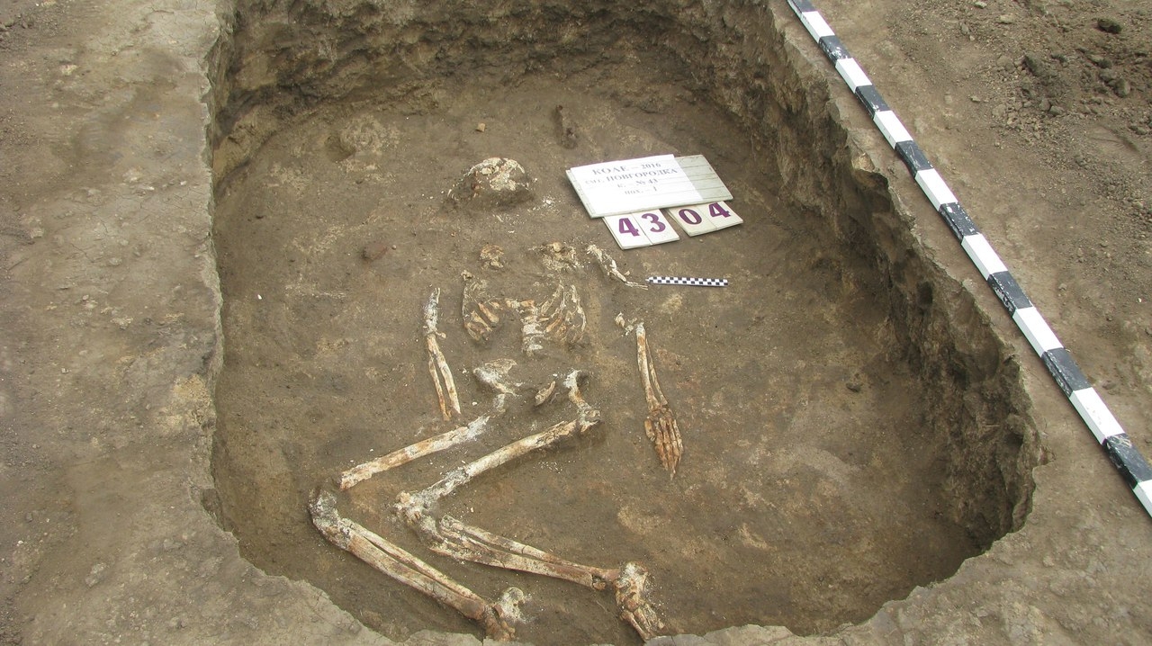 На Новгородківщині археологи знайшли п'ять давніх поховань 