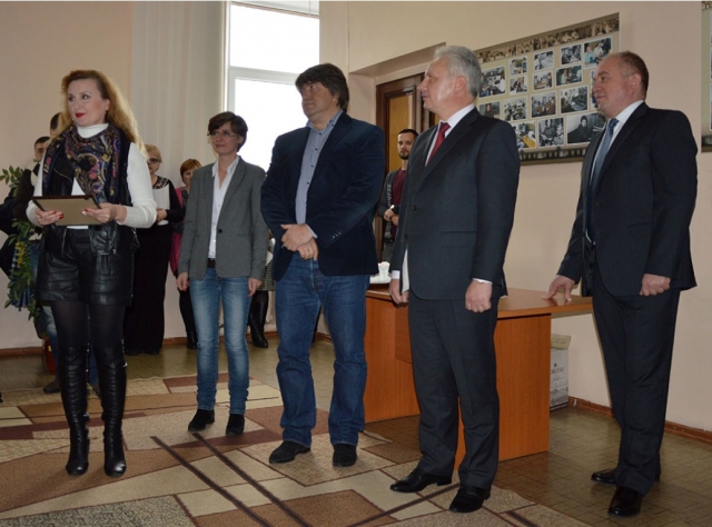 Працівників радіо і телебачення Кіровоградщини привітали з професійним святом