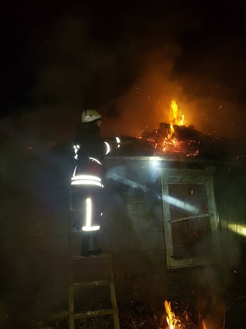 Олександрівський район: вогнеборці загасили пожежу у житловому будинку