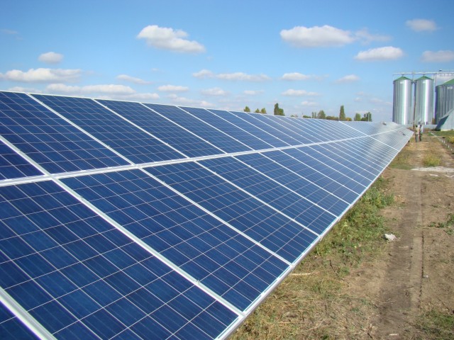 В області функціонує 33 сонячні електростанції загальною потужністю майже 100 МВт
