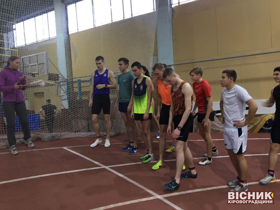 Олександрівські легкоатлети повернулися з Черкас з медалями