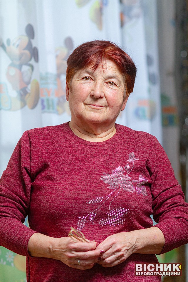 Стефанія Колісник про драже, манікюр, комп’ютер і 45 років педагогічного стажу