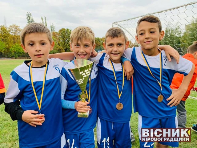 Світловодські футболісти вибороли бронзу у Кременчуці