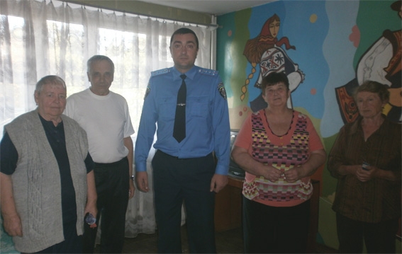 Начальник Світловодської міліції відвідав сім'ї переселенців із зони АТО