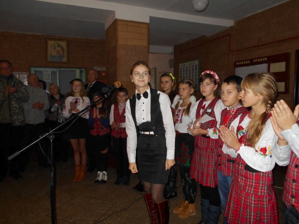 Школярам Знам’янського району вручили подяки від 42 батальйону