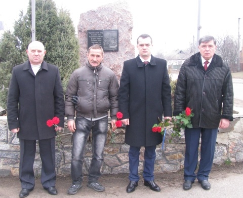 У Новгородці вшанували загиблих учасників ліквідації наслідків аварії на ЧАЕС