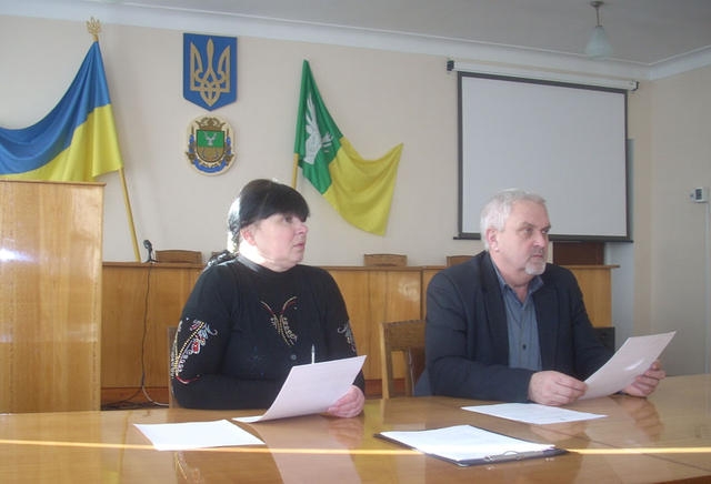 Виконання Закону України щодо захисту житлових та майнових прав дітей розглядали в Олександрівській райдержадміністрації