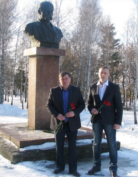 Урочистості з нагоди Дня пам'яті Героїв Крут відбулись у Новгородці