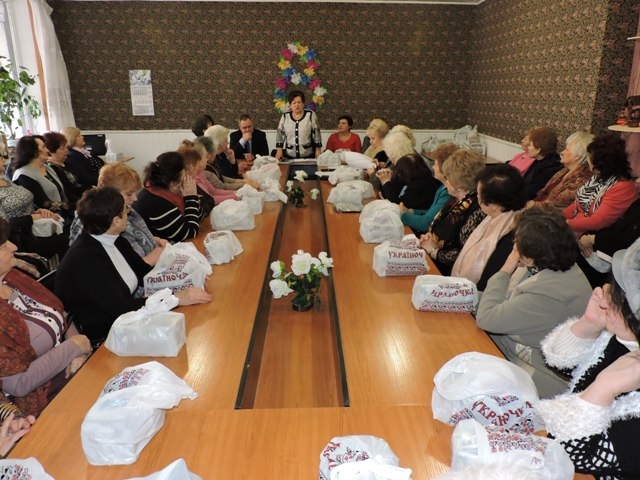 Сергій Філіпенко привітав жінок ветеранського активу міської Організації ветеранів України