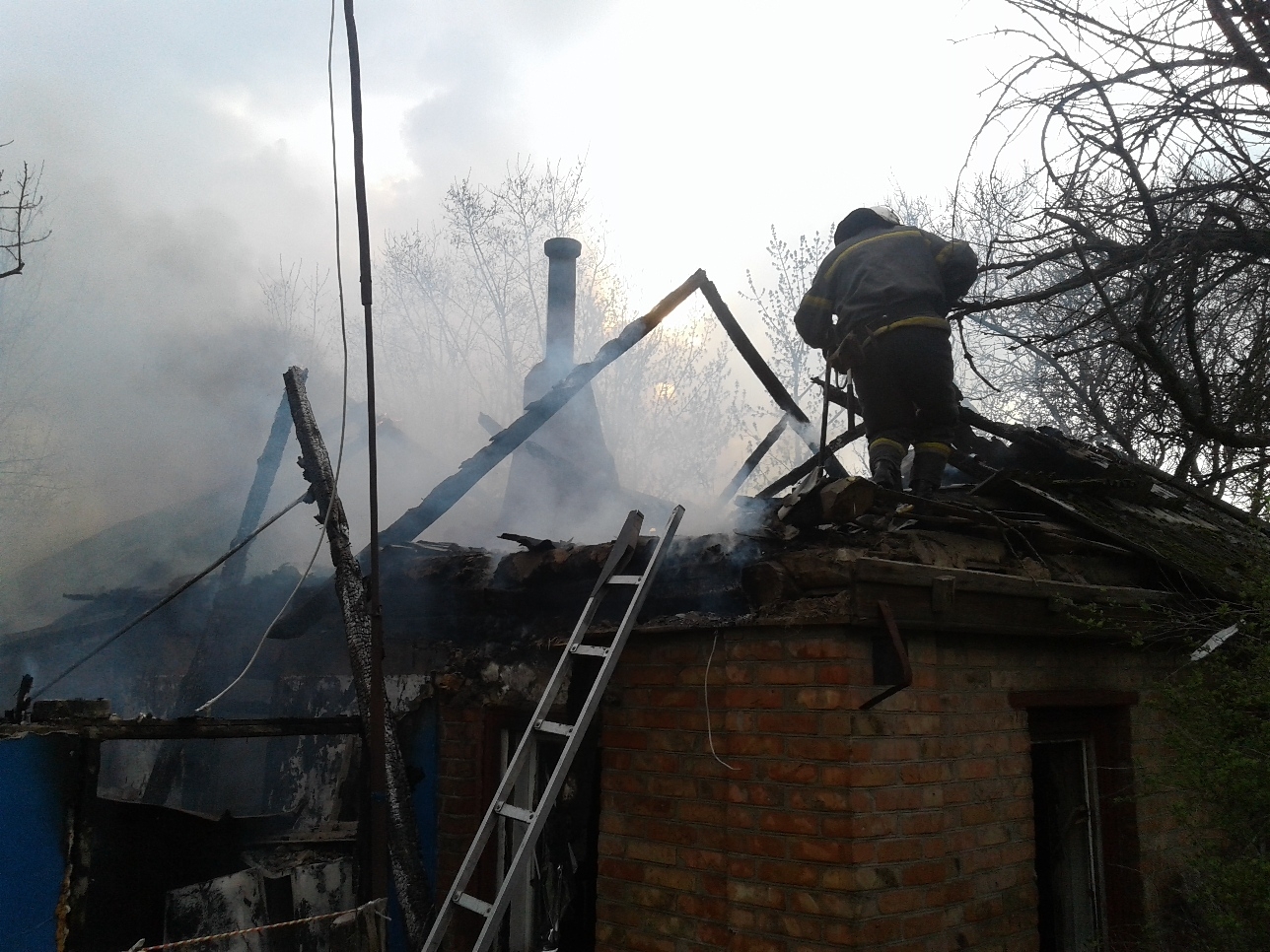 В Олександрівському районі під час гасіння пожежі у будинку було знайдено тіло його господаря