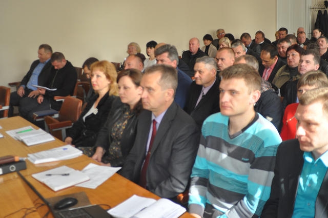 На пленарному засіданні п’ятої сесії Олександрівської районної ради 