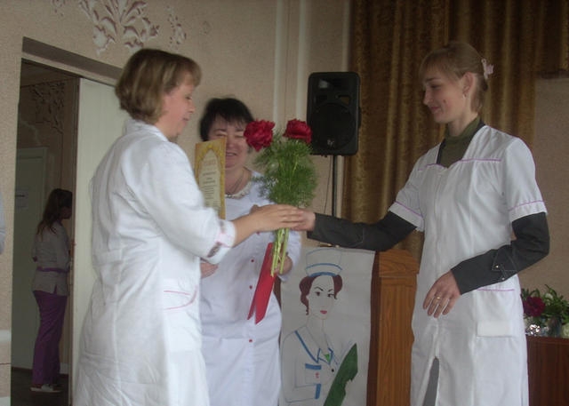 В Олександрівці привітали з професійним святом медичних сестер