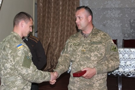 Відзнаку «За мужність і відвагу» отримав учасник антитерористичної операції Юрій Смик