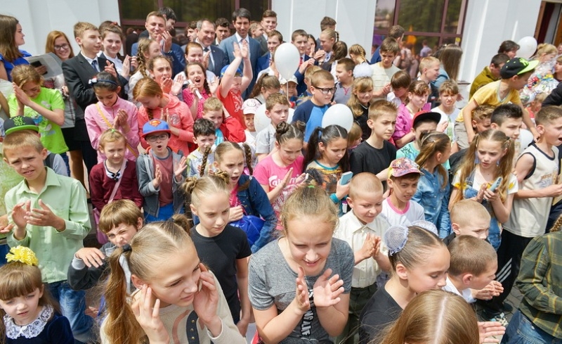 Діти Кіровоградщини приймали вітання зі святом