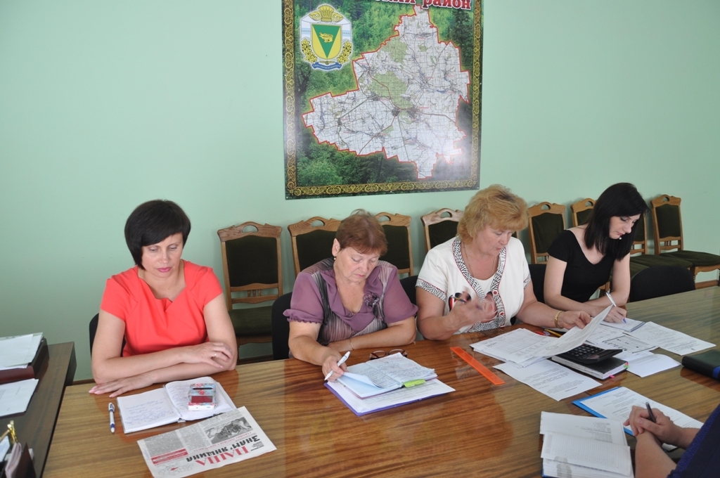 У Знам'янській райдержадміністрації обговорили показники економічного і соціального розвитку району