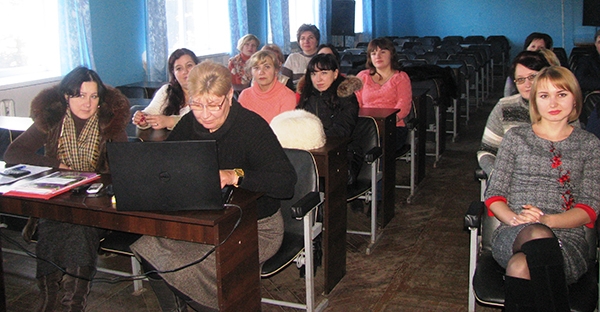Мешканцям Новгородки пояснили основні аспекти так званого «Антирейдерського закону»