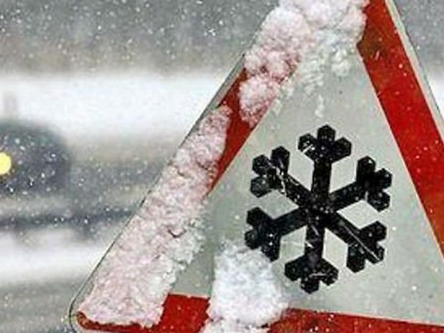 До уваги водіїв! У четвер, 8 грудня, в Україні сніг із дощем – зважайте на погодні умови!