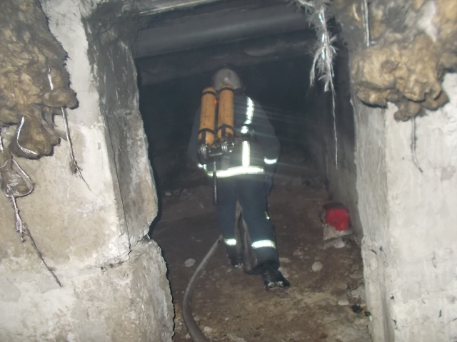 Рятувальники загасили пожежу у підвальному приміщенні житлового будинку у Світловодську