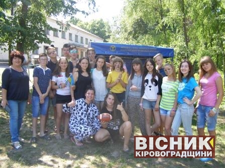Відпочивальники дитячого табору на Кіровоградщині проводять час із користю 