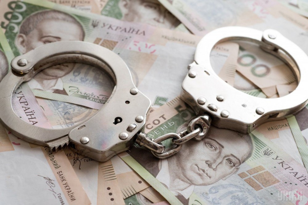 На Кіровоградщині поліцейські направили до суду матеріали стосовно двох осіб, що вимагали гроші з місцевого жителя