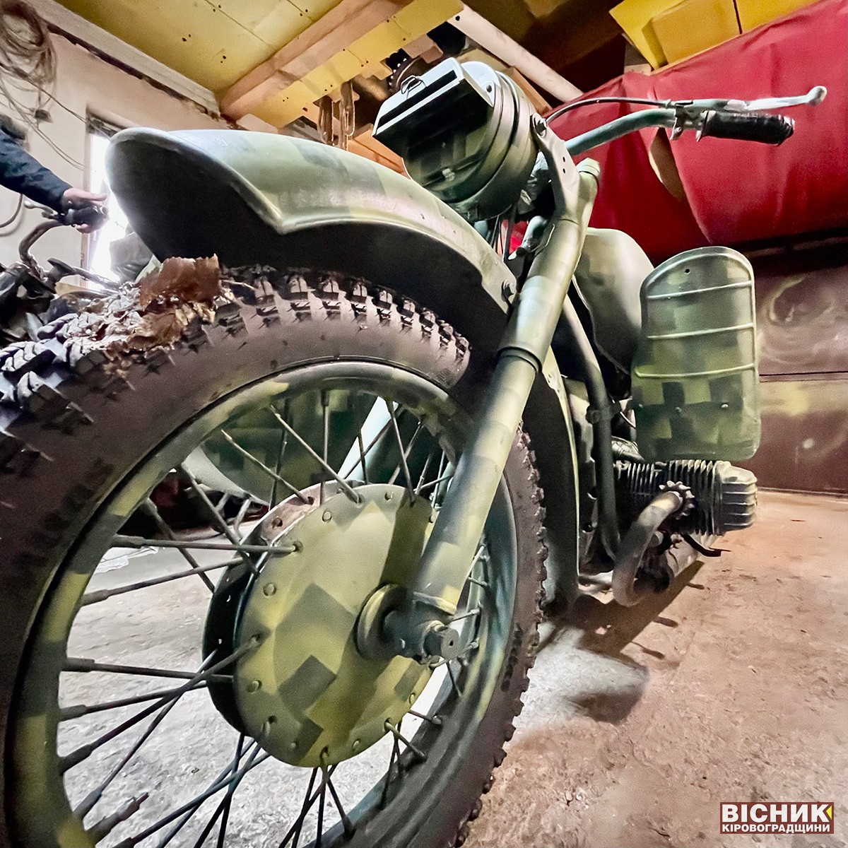 Механіки зі Знам’янки потребують запчастин для мотоциклів «Оркодав», які чекають на фронті