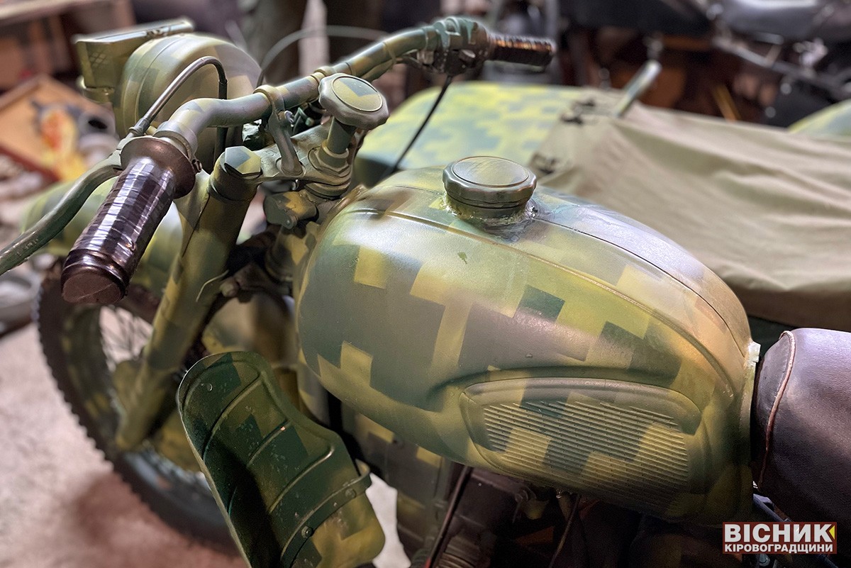 Механіки зі Знам’янки потребують запчастин для мотоциклів «Оркодав», які чекають на фронті