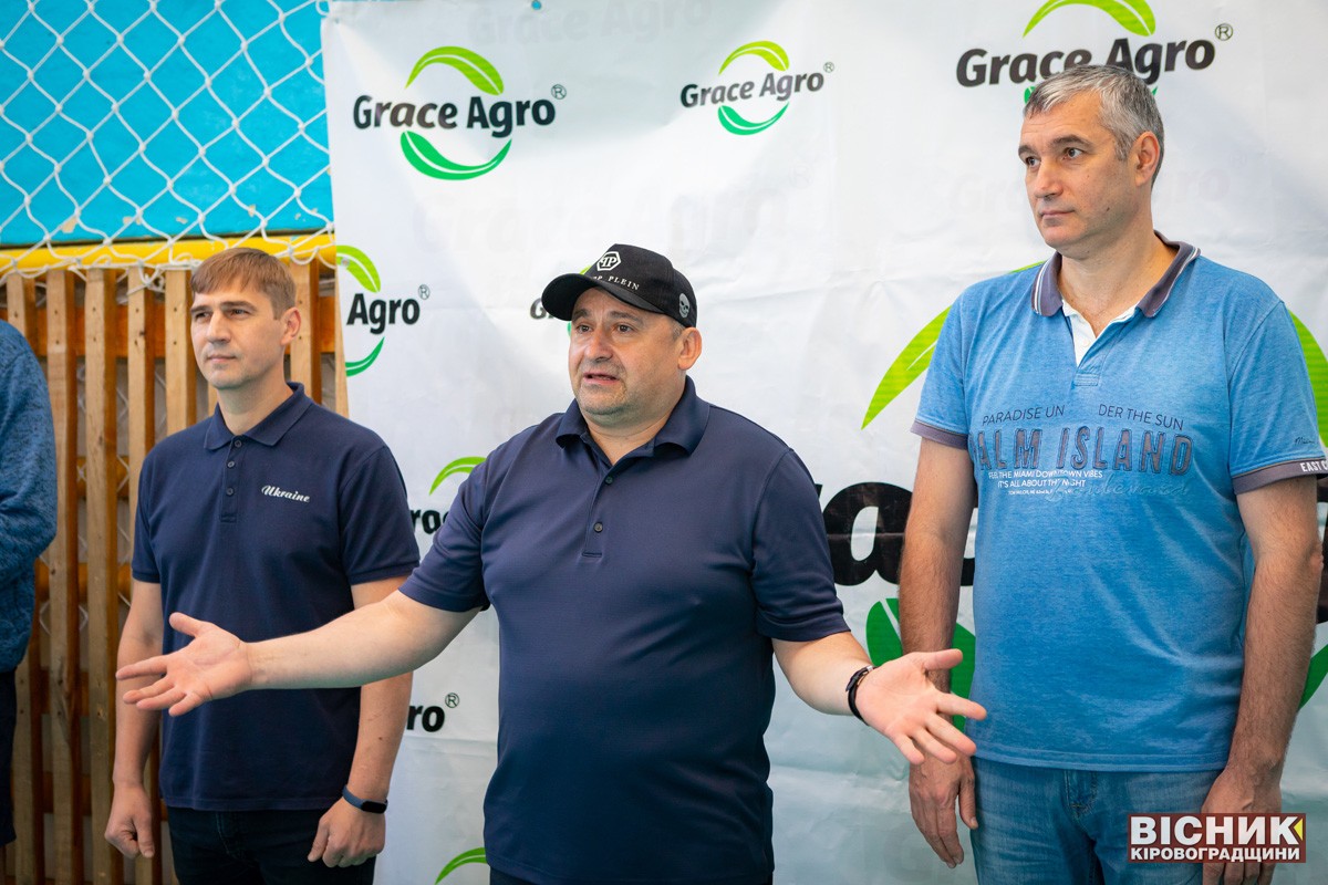 До Дня міста у Світловодську відбувся турнір з волейболу серед аматорів 