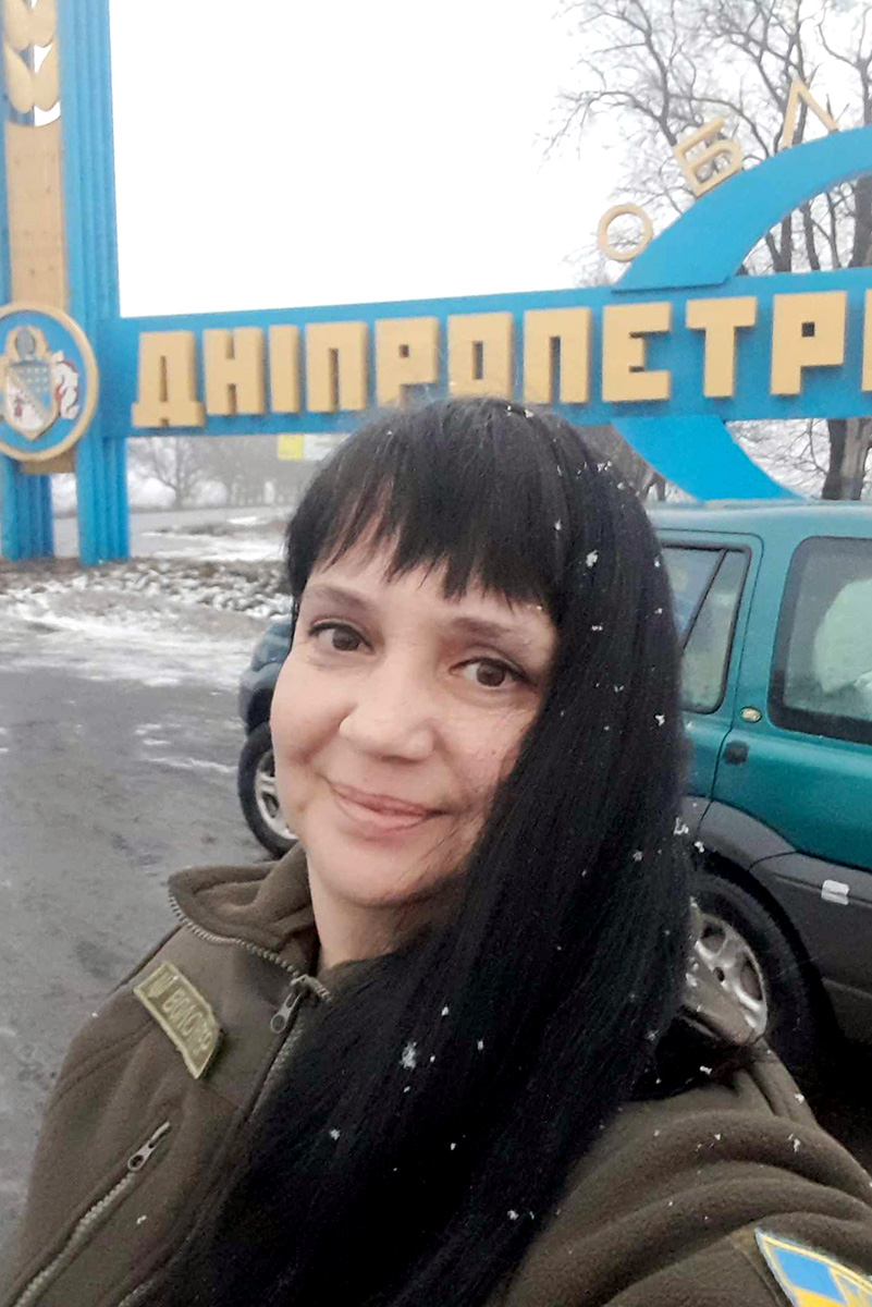Інна Порошина і її волонтерська група «Надійний тил захисників України»