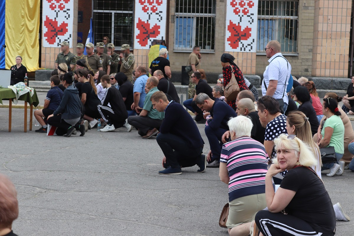 Світловодська громада провела в останню путь Миколу Гуру