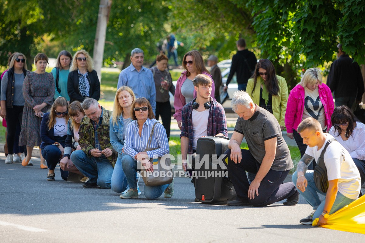 Світловодськ віддав останню шану захиснику України Володимиру Макаренку