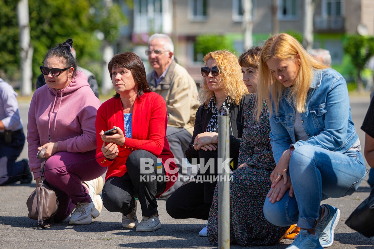 Світловодськ віддав останню шану захиснику України Володимиру Макаренку