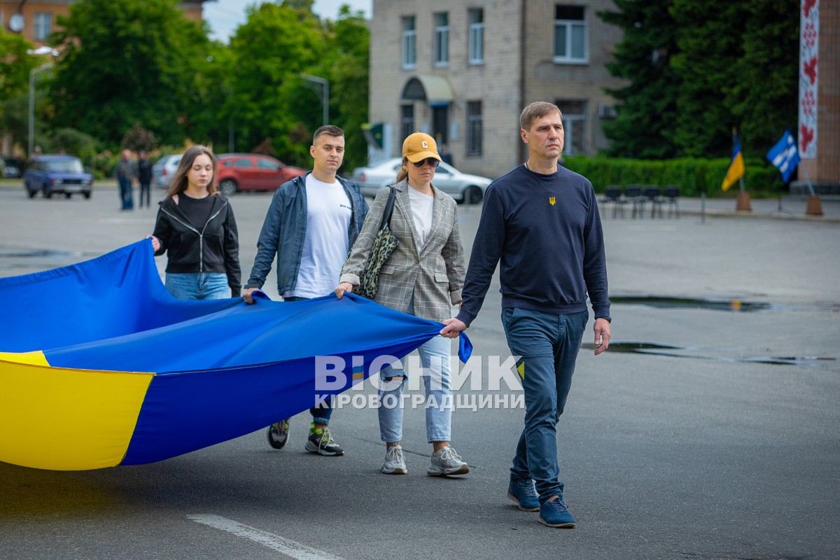 Світловодськ віддав останню шану захиснику України Віталію Матковському