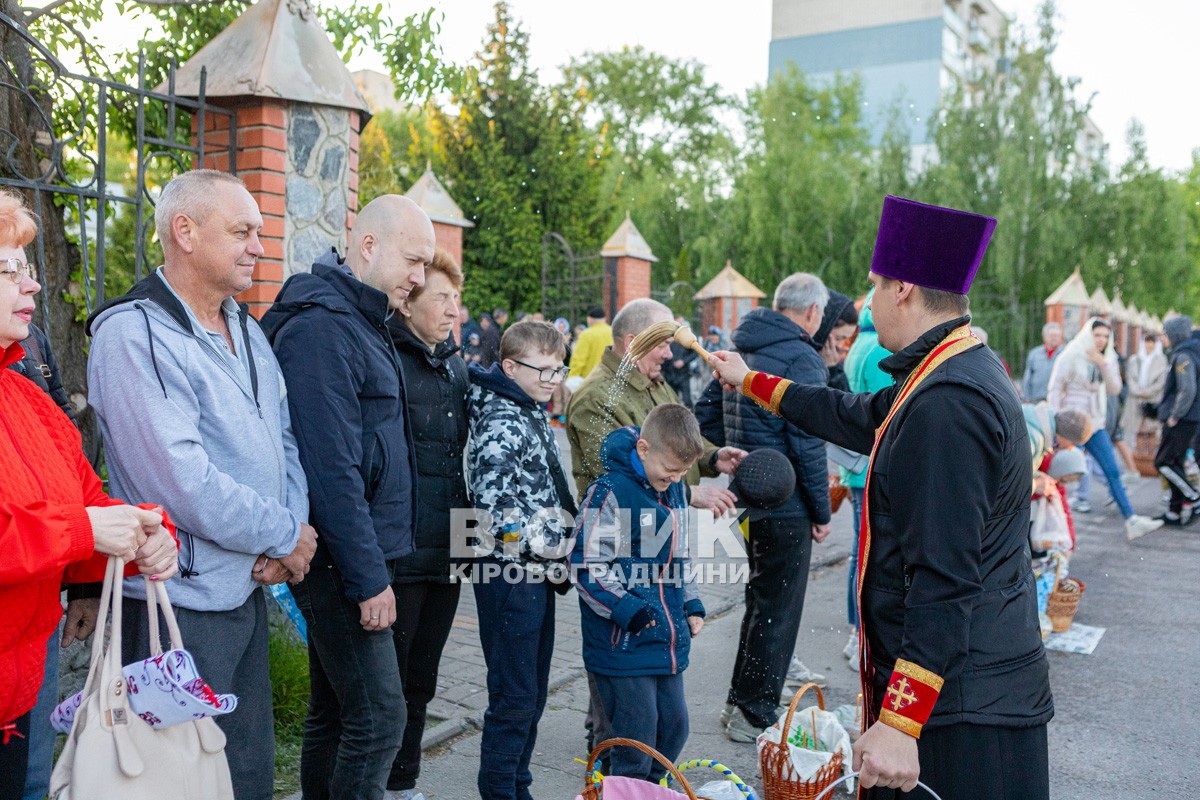 Як зустріли Великдень у Світловодську (ФОТО, ВІДЕО)