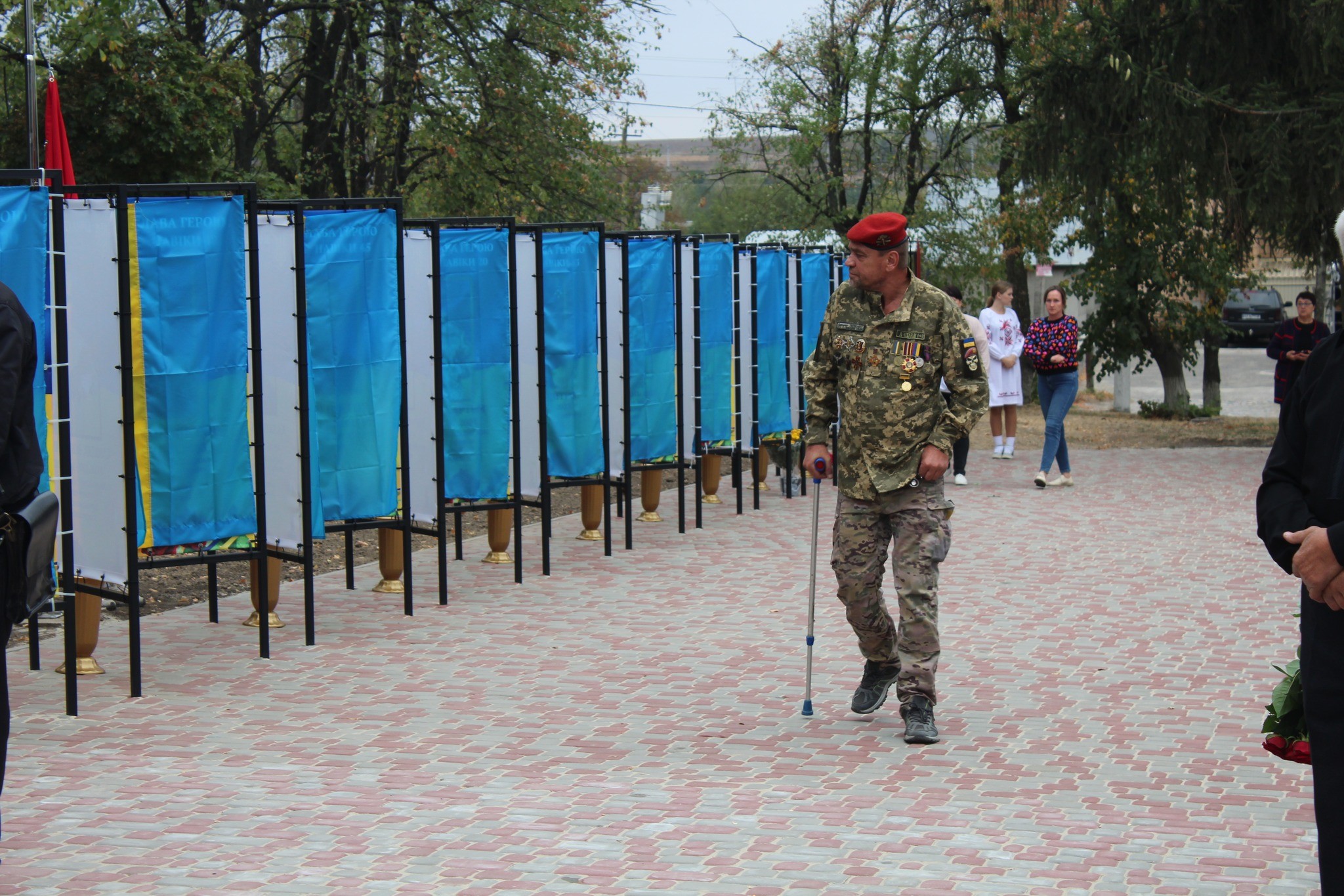 У Суботцях відкрили алею Слави на честь героїв, які загинули за Україну