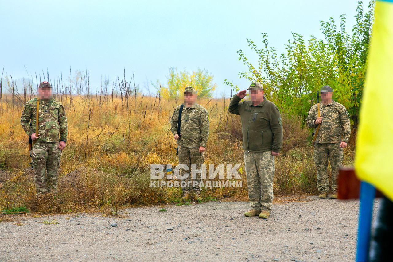 У Світловодську провели в останню дорогу захисника України Віталія Дядюру