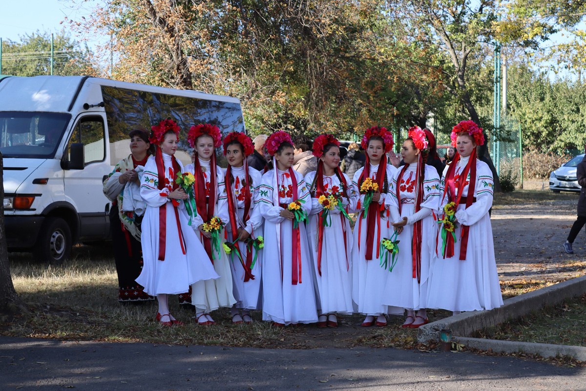 Село Петрове вітали  з днем народження