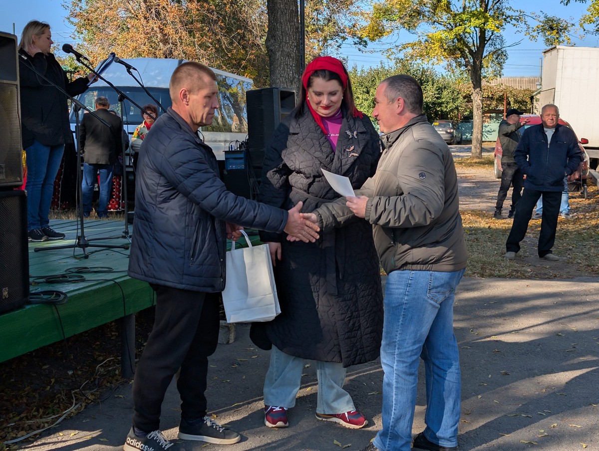 Село Петрове вітали  з днем народження