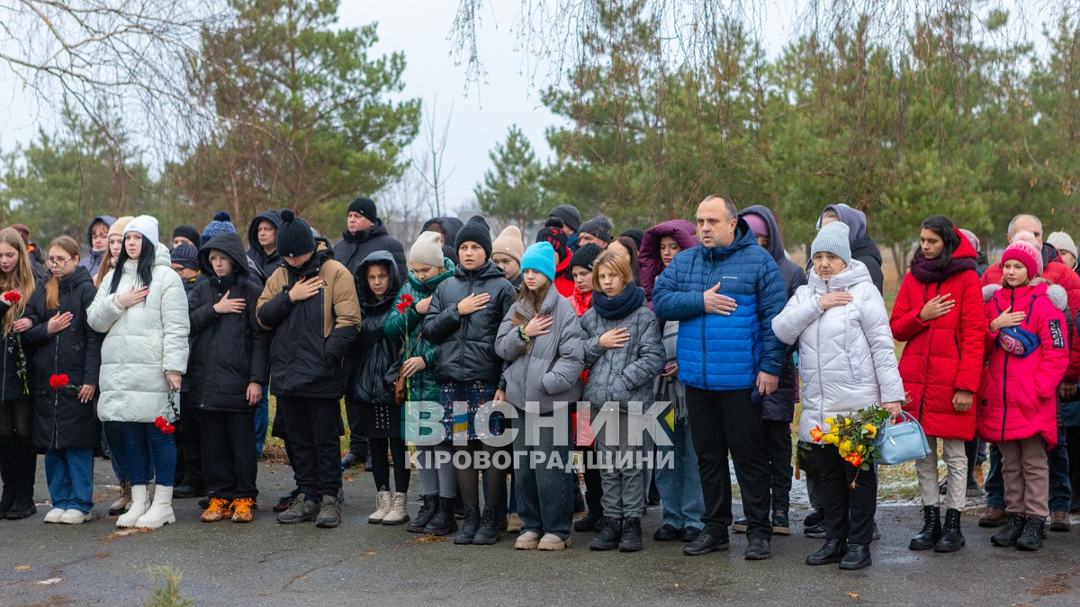 У Великій Андрусівці відкрили алею пам’яті героям