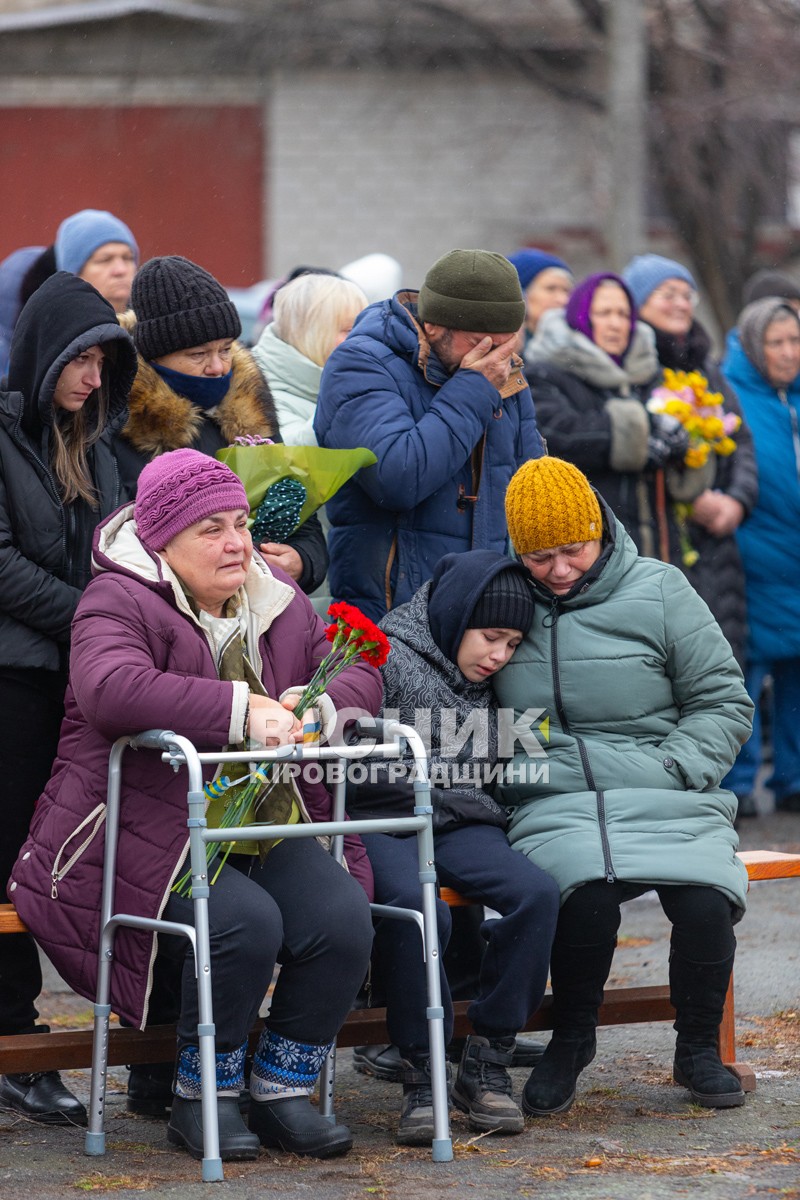 У Великій Андрусівці відкрили алею пам’яті героям