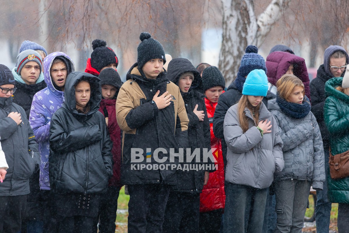 У Великій Андрусівці відкрили алею пам’яті героям