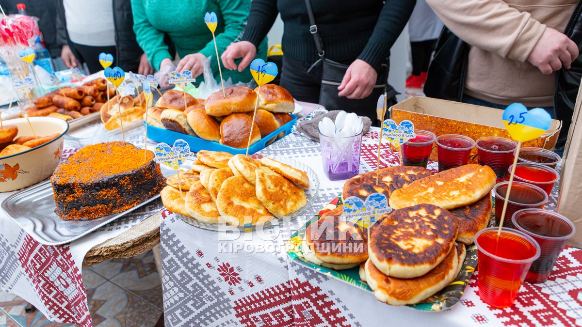 Пам’ять про Кузьму — у піснях і вчинках: у Світловодську відбувся благодійний концерт