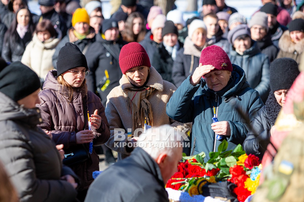 У Власівці попрощалися із захисником України Дмитром Скрипкою