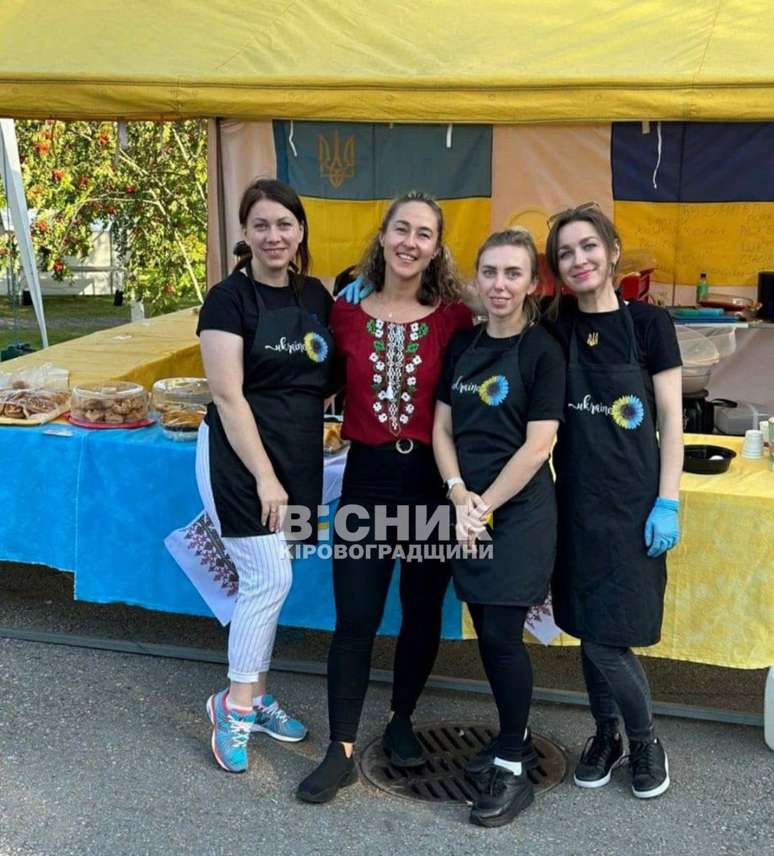 Як у Фінляндії світловодським волонтерам на пошиття евакуаційних нош збирають Як у Фінляндії світловодським волонтерам на пошиття евакуаційних нош збирають