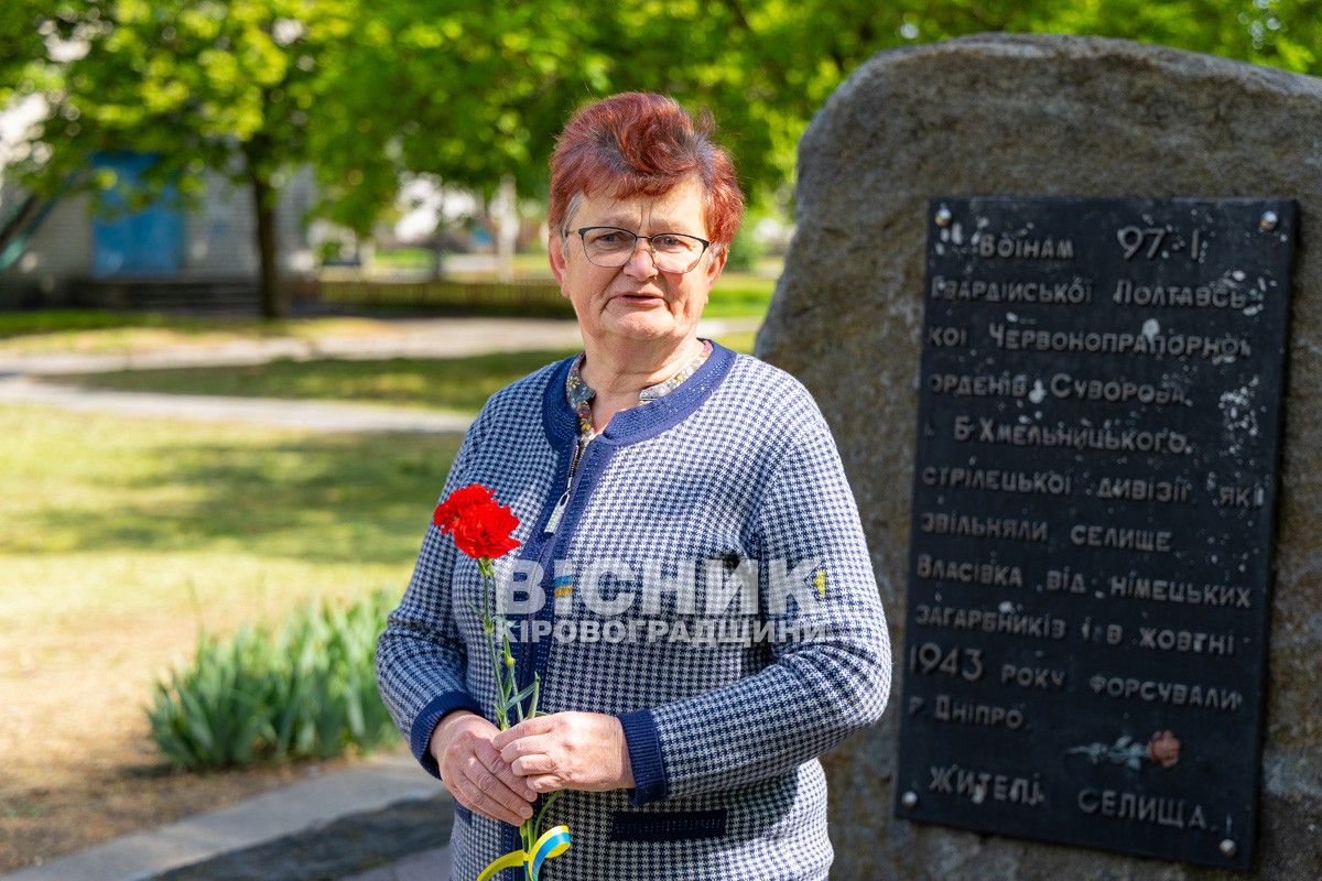 У Власівці вшанували полеглих у Другій світовій війні У Власівці вшанували полеглих у Другій світовій війні