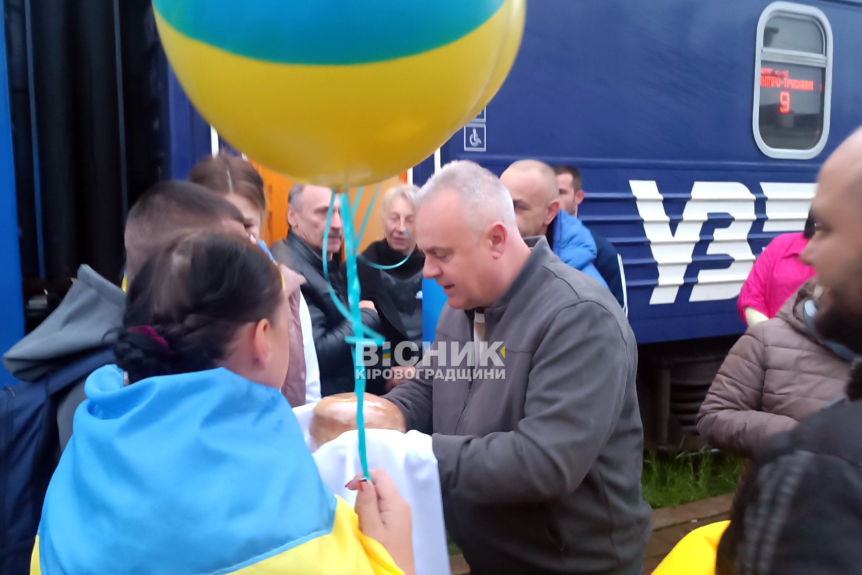 Знам’янка зустріла Валентина Маринича після трьох років полону Знам’янка зустріла Валентина Маринича після трьох років полону